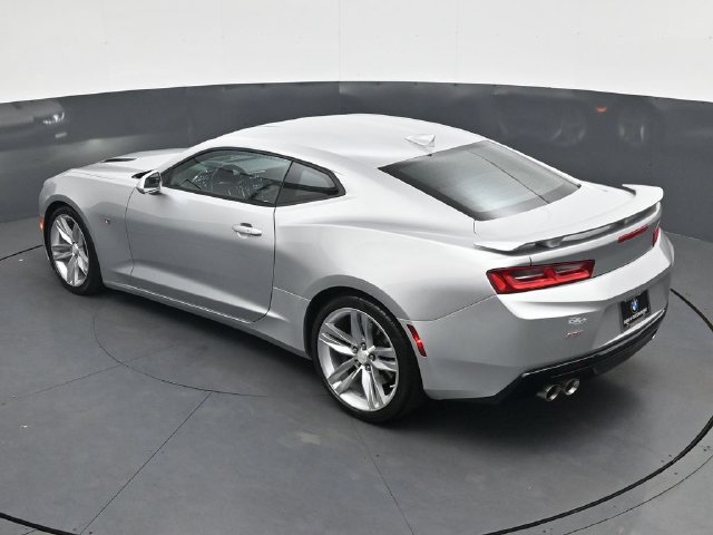 Used 2018 Chevrolet Camaro SS RWD image 26