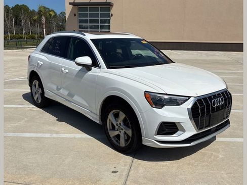 Used 2020 Audi Q3 2.0T Premium image 1