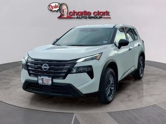 Used 2026 Nissan Rogue S FWD video 1