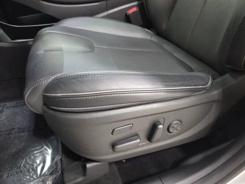 Used 2022 Hyundai Santa Fe Limited AWD/4WD image 29