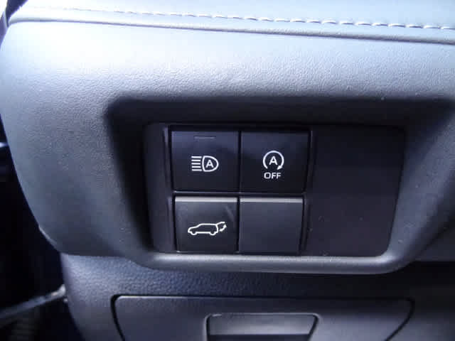 Used 2025 Toyota Highlander XSE AWD/4WD image 16
