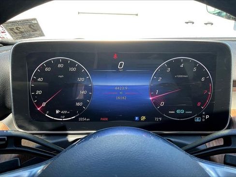 Used 2022 Mercedes-Benz C 300 4MATIC Sedan image 15