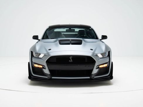 Used 2022 Ford Mustang Shelby GT500 w/ Carbon Fiber Track Pack RWD image 8