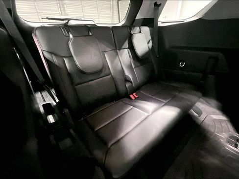 Used 2023 Ford Explorer XLT w/ Equipment Group 202A image 36