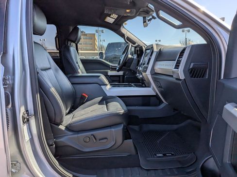 Used 2022 Ford F350 Lariat w/ Tremor Off-Road Package image 33