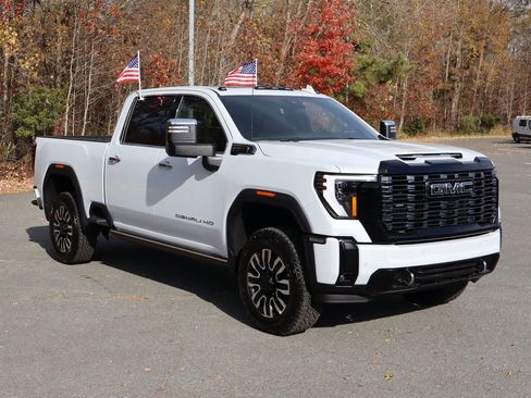 New 2026 GMC Sierra 3500 Denali Ultimate image 2