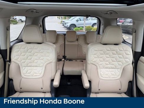 Used 2025 Nissan Armada Platinum Reserve AWD/4WD image 41