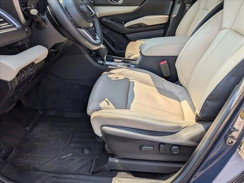 Used 2024 Subaru Ascent Limited AWD/4WD image 11