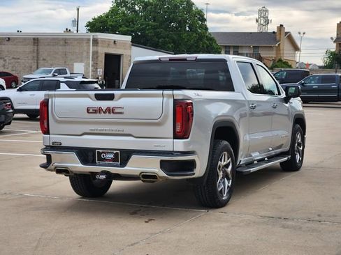 Used 2022 GMC Sierra 1500 SLT AWD/4WD image 15