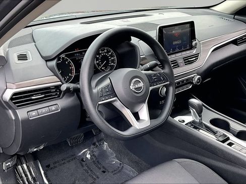 Used 2026 Nissan Altima 2.5 SV AWD/4WD image 14