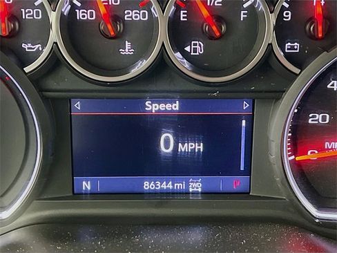 Used 2020 Chevrolet Silverado 1500 LT w/ All-Star Edition image 15