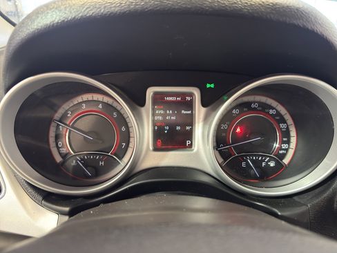 Used 2016 Dodge Journey SE image 17