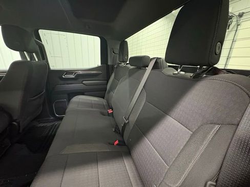 Used 2023 Chevrolet Silverado 1500 LT image 8