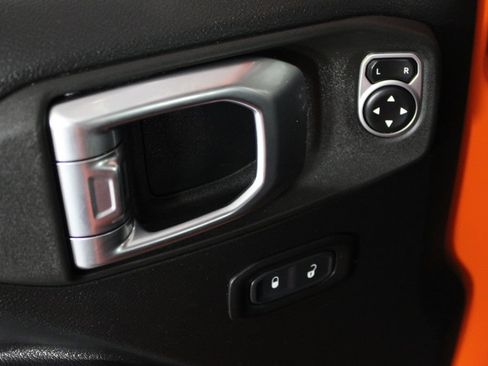 Used 2020 Jeep Wrangler Unlimited Sport S AWD/4WD image 23