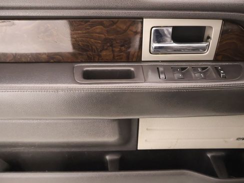 Used 2013 Ford F150 Platinum AWD/4WD image 18