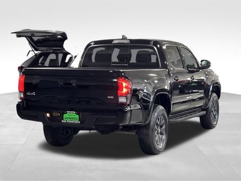 Used 2023 Toyota Tacoma SR5 w/ Technology Package AWD/4WD image 5