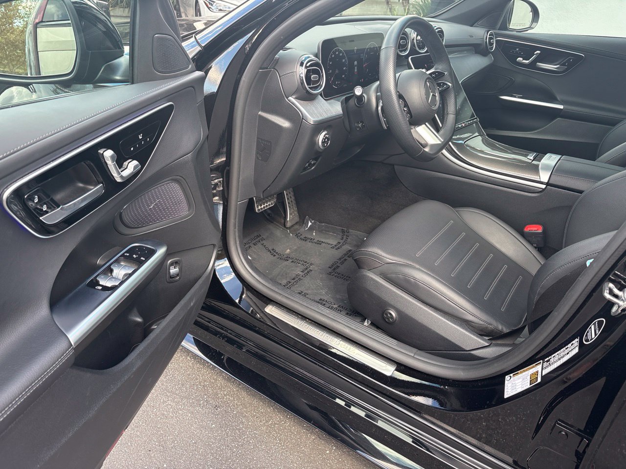 Used 2023 Mercedes-Benz C 300 4MATIC Sedan image 7