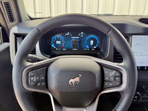 New 2026 Ford Bronco Badlands AWD/4WD image 23