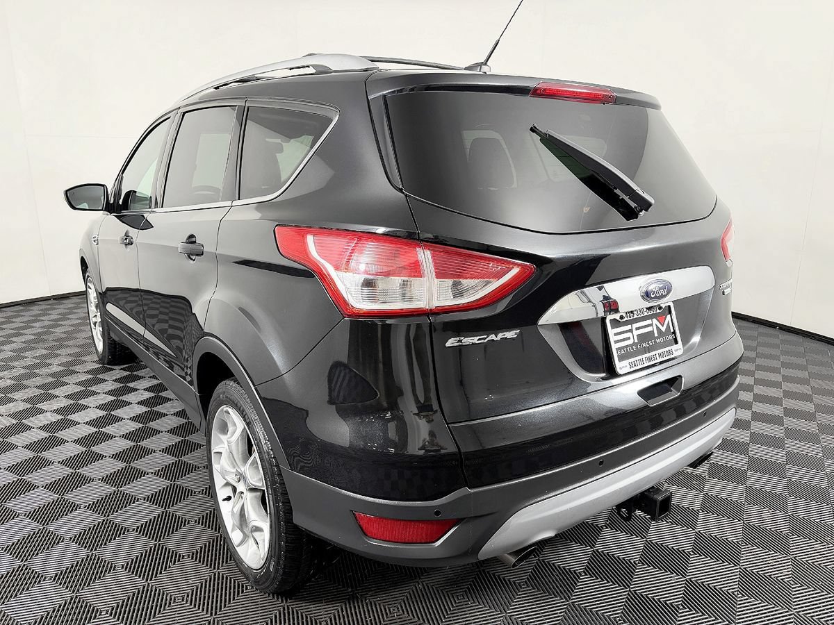 Used 2014 Ford Escape Titanium w/ Equipment Group 401A AWD/4WD image 16
