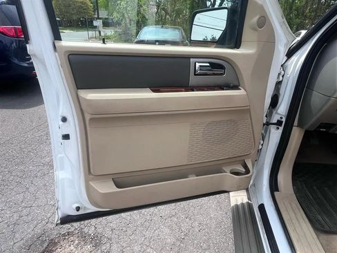 Used 2010 Ford Expedition Eddie Bauer AWD/4WD image 10