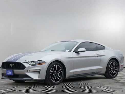 Used 2021 Ford Mustang Premium RWD image 7