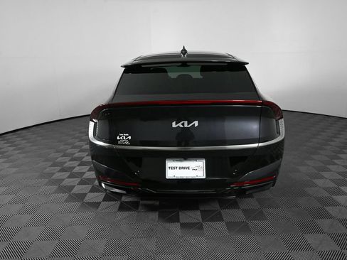 Used 2025 Kia EV6 Wind RWD image 27