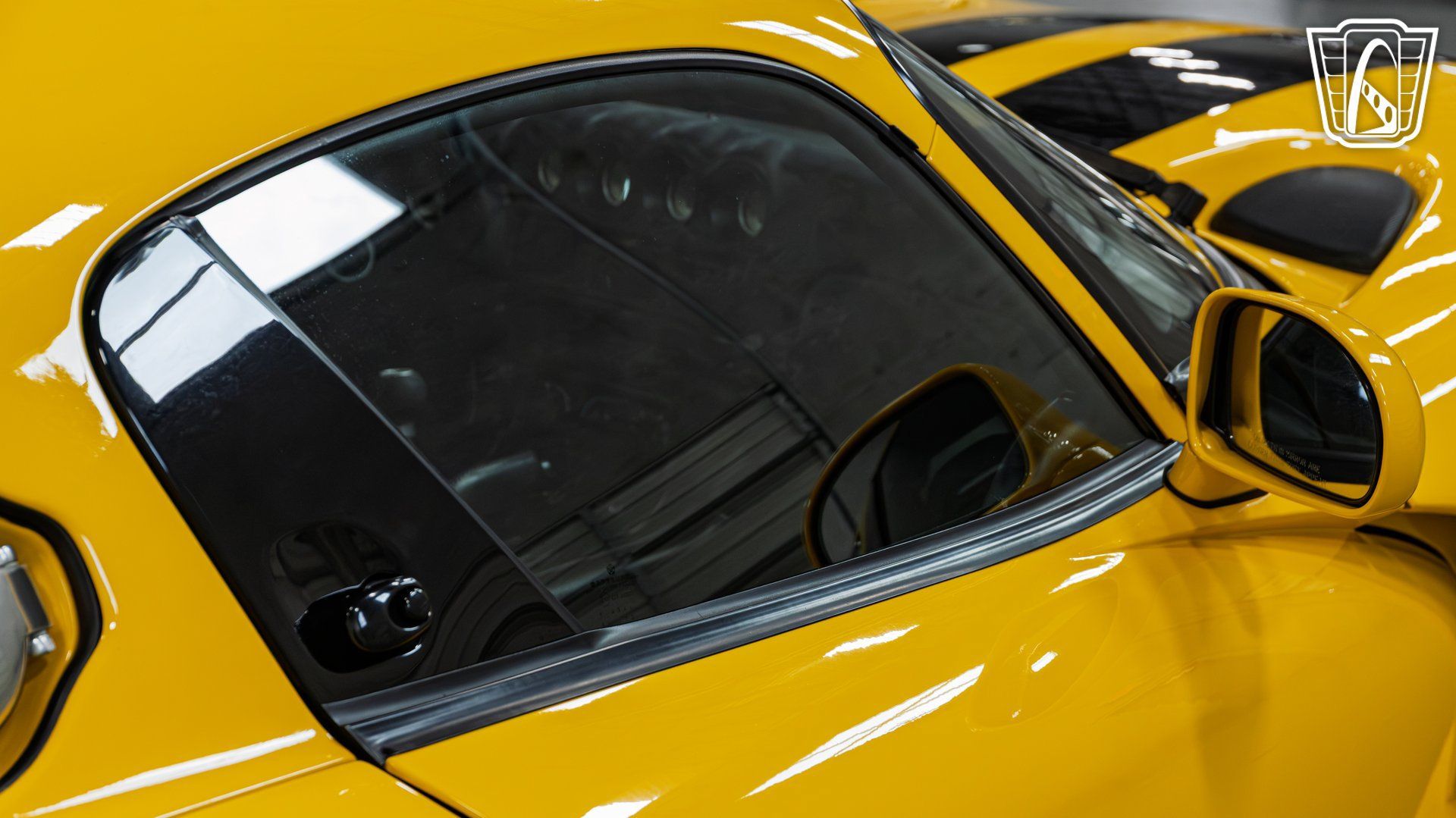 Used 2001 Dodge Viper GTS RWD image 25