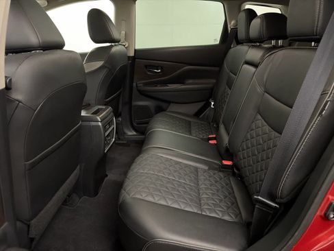 Used 2019 Nissan Murano Platinum FWD image 16