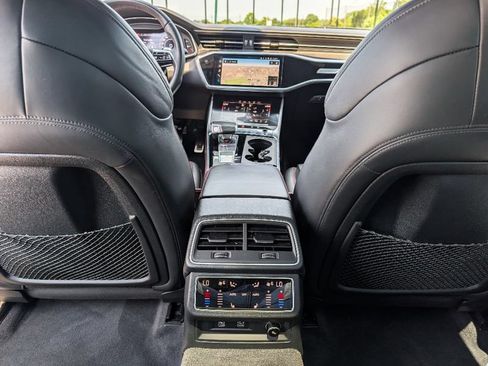 Used 2021 Audi RS 6 w/ Executive Package AWD/4WD image 20