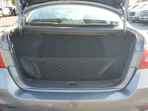 Used 2017 Nissan Sentra S w/ S Style Package image 11