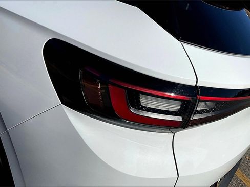 Used 2021 Volkswagen ID.4 Pro S w/ ID.4 Protection Package image 30