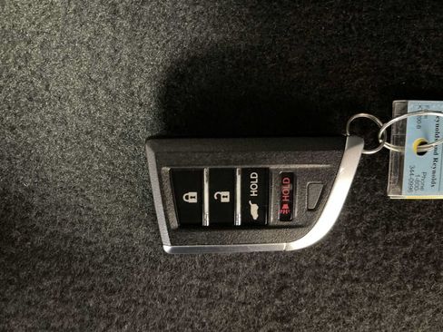 Used 2024 Acura MDX SH-AWD w/ Technology Package image 20