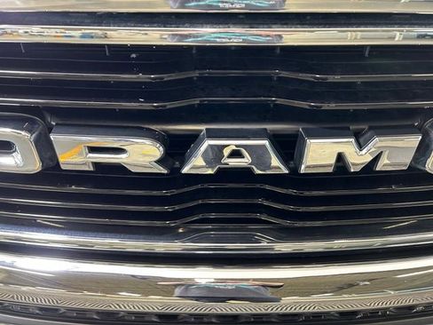 Used 2020 RAM 1500 Big Horn AWD/4WD image 10