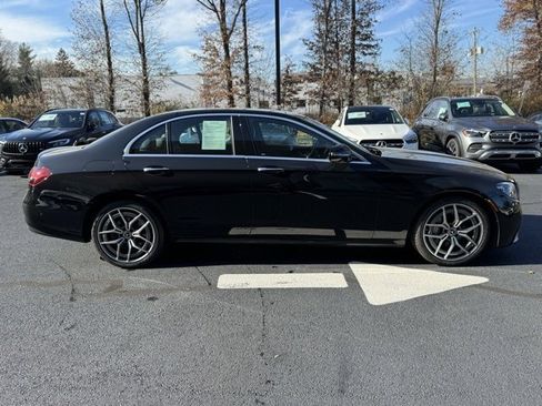 Certified 2022 Mercedes-Benz E 350 4MATIC Sedan image 2