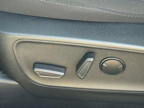Certified 2023 Ford Escape Active AWD/4WD image 7