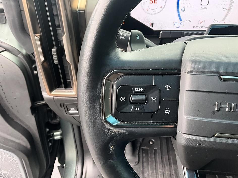 Used 2024 GMC Hummer EV 3X AWD/4WD image 38