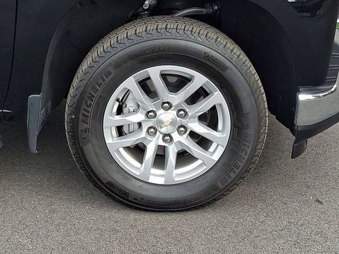 Used 2021 Chevrolet Silverado 1500 LT w/ Bed Protection Package AWD/4WD image 8