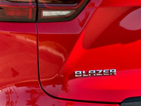 Certified 2024 Chevrolet Blazer LT FWD image 28