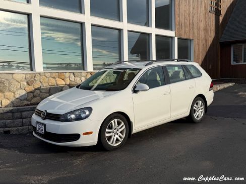 Used 2011 Volkswagen Jetta TDI FWD image 11