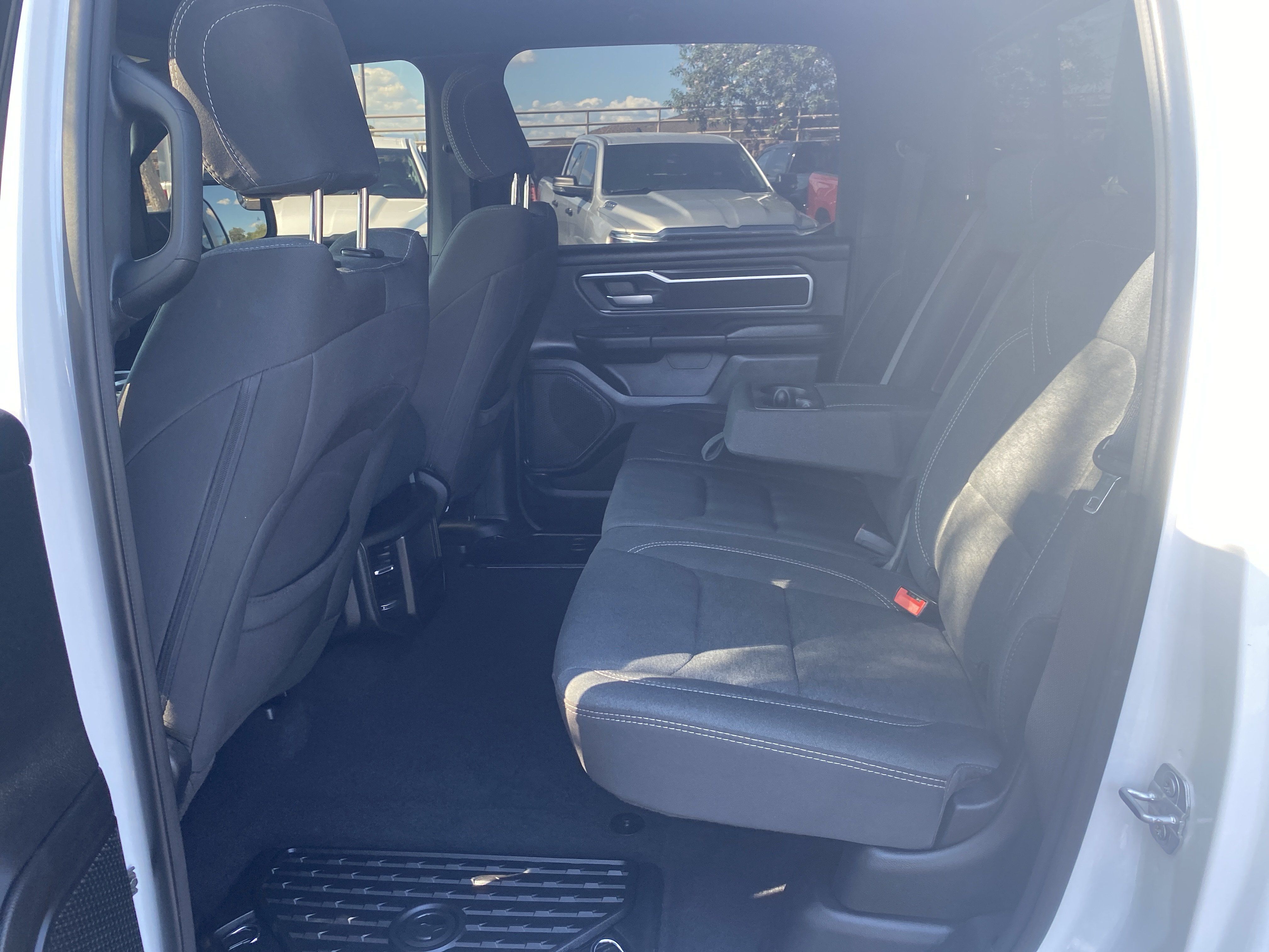 Used 2025 RAM 1500 Big Horn AWD/4WD image 18