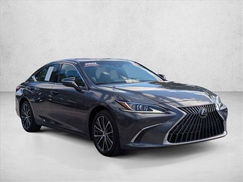 Used 2024 Lexus ES 250 w/ Premium Package AWD/4WD image 3
