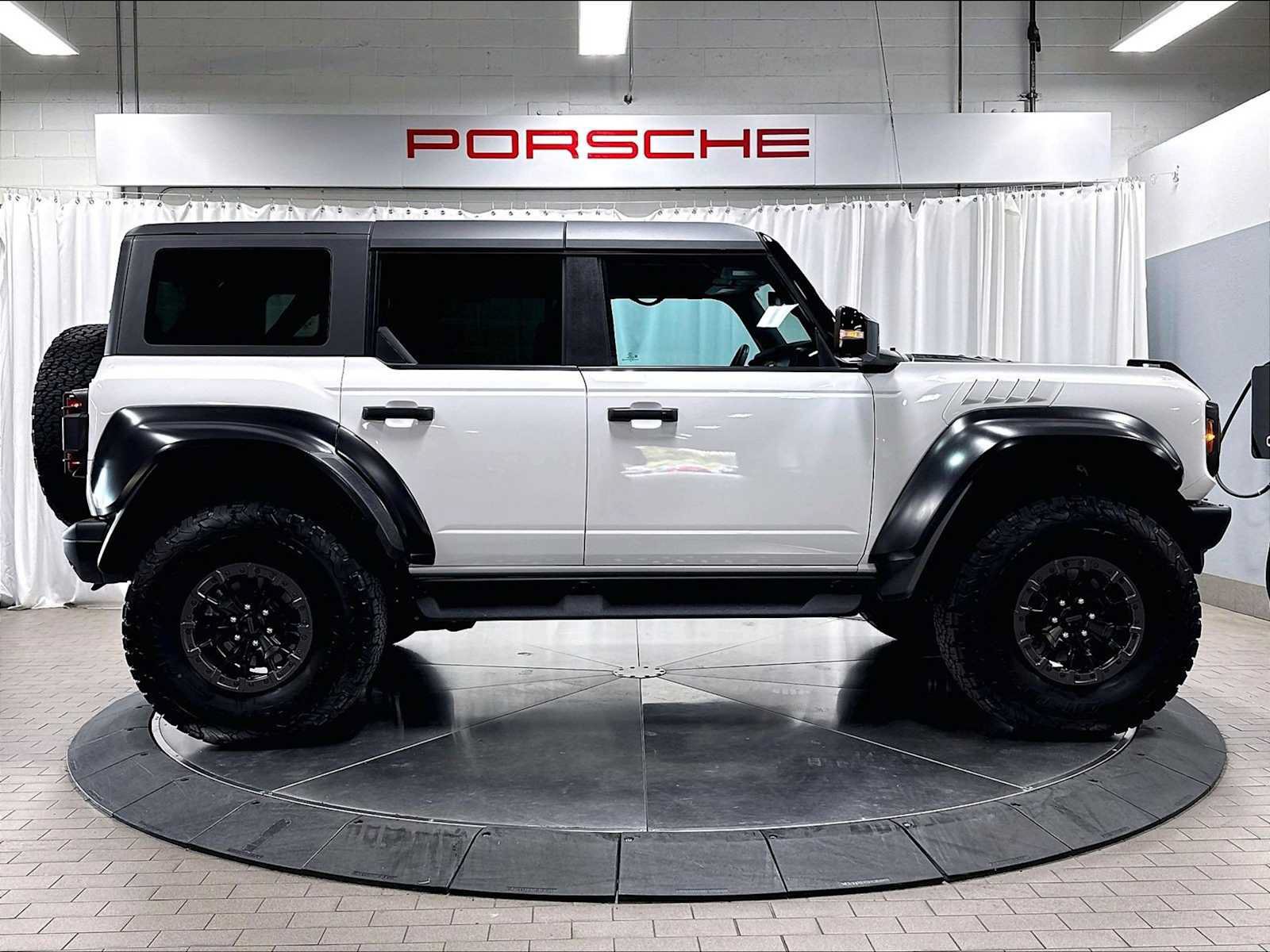 Used 2024 Ford Bronco Raptor AWD/4WD image 11