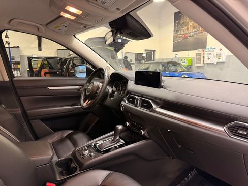Used 2024 MAZDA CX-5 AWD 2.5 S w/ Select Package image 29