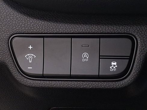 Certified 2024 Kia Seltos S image 26