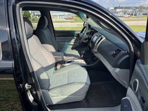 Used 2015 Toyota Tacoma 4x4 Double Cab image 14
