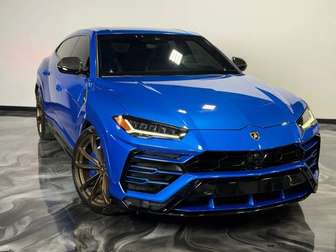 Used 2020 Lamborghini Urus Sport Utility 4D image 14