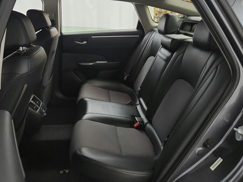 Used 2018 Honda Clarity Plug-In Hybrid image 22