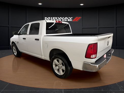 Used 2023 RAM 1500 Classic SLT AWD/4WD image 3