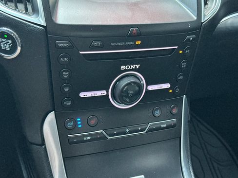 Used 2016 Ford Edge Titanium w/ Equipment Group 302A AWD/4WD image 20
