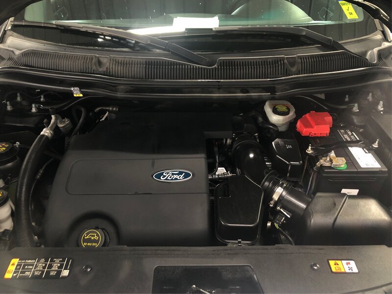 Used 2015 Ford Explorer XLT w/ Equipment Group 201B FWD image 11